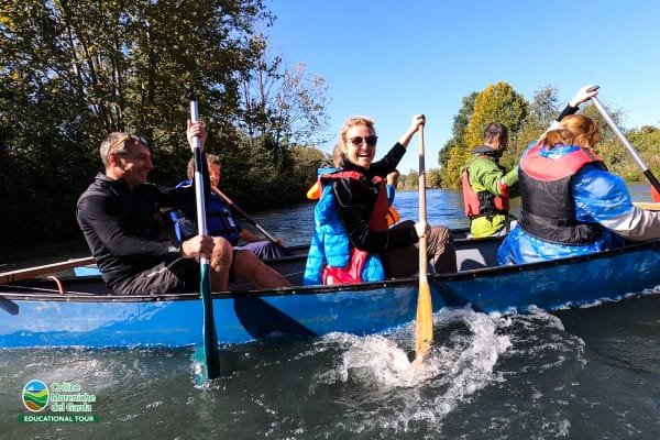 Canoa sul Fiume Mincio vicino al Lago di Garda