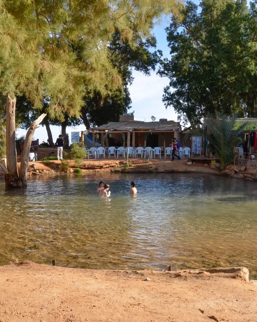 La sorgente termale dell'oasi di Ksar Ghilane