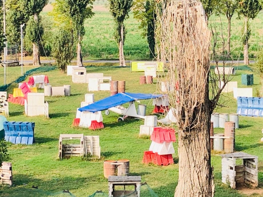 Addio al celibato con partita di paintball sul Lago di Garda